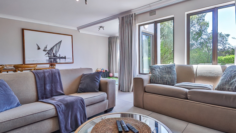 2 Bedroom Property for Sale in Piesang Valley Western Cape